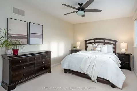 1599 Hermant Court Mississauga ON L5H 3T1
