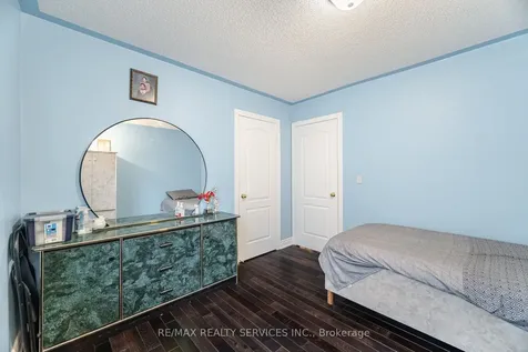 39 Rattlesnake Road Brampton ON L6R 3B9