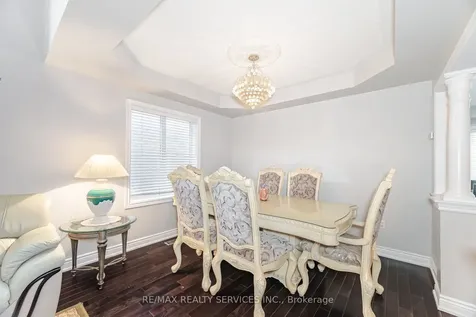 39 Rattlesnake Road Brampton ON L6R 3B9