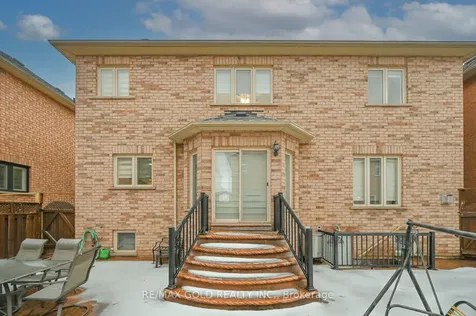 80 Octillo Boulevard Brampton ON L6R 2V6