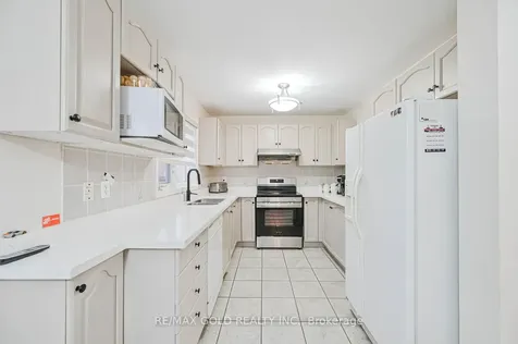 80 Octillo Boulevard Brampton ON L6R 2V6