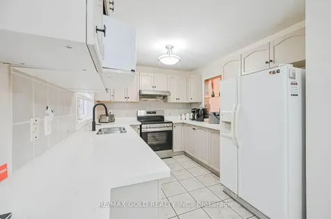 80 Octillo Boulevard Brampton ON L6R 2V6