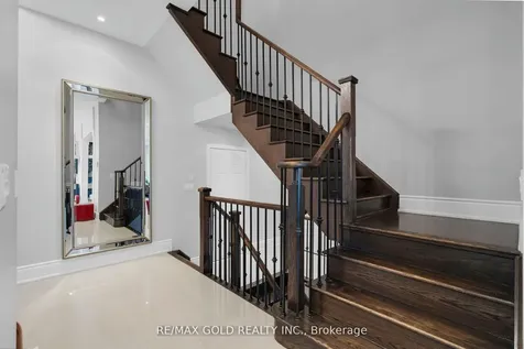 34 Rhapsody Crescent Brampton ON L6P 4E8