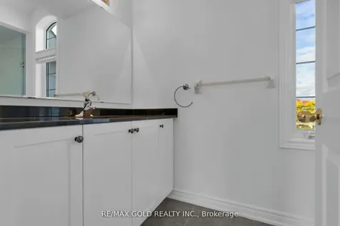 34 Rhapsody Crescent Brampton ON L6P 4E8