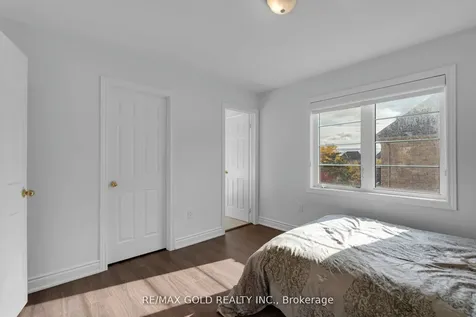 34 Rhapsody Crescent Brampton ON L6P 4E8