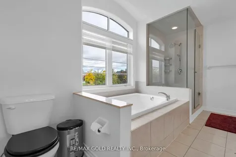 34 Rhapsody Crescent Brampton ON L6P 4E8