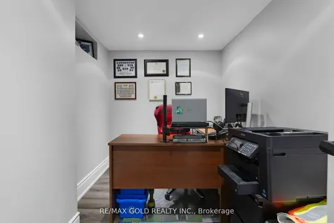 34 Rhapsody Crescent Brampton ON L6P 4E8