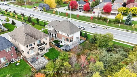 34 Rhapsody Crescent Brampton ON L6P 4E8