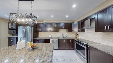 20 Bramoak Crescent Brampton ON L7A 1T7