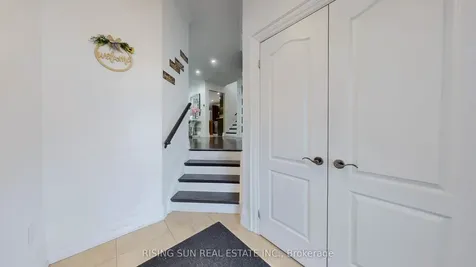 20 Bramoak Crescent Brampton ON L7A 1T7