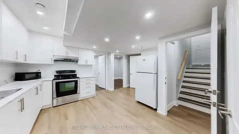 20 Bramoak Crescent Brampton ON L7A 1T7