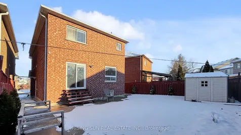 20 Bramoak Crescent Brampton ON L7A 1T7