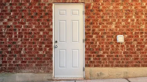 20 Bramoak Crescent Brampton ON L7A 1T7