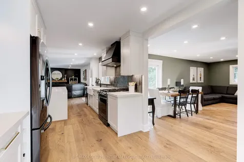 258 Gardenview Drive Burlington ON L7T 1K4