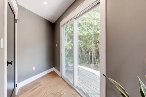 258 Gardenview Drive Burlington ON L7T 1K4