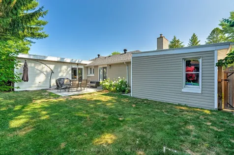 258 Gardenview Drive Burlington ON L7T 1K4