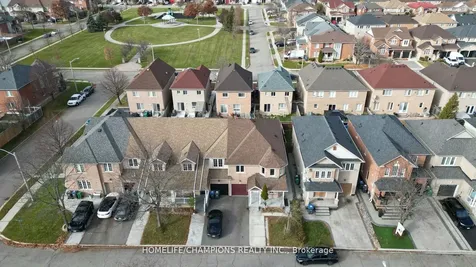 15 Redfinch Way N Brampton ON L7A 2B2