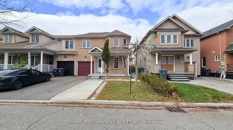 15 Redfinch Way N Brampton ON L7A 2B2