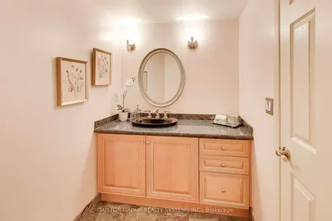45 Kingsbridge Garden Circle N Mississauga ON L5R 3K4