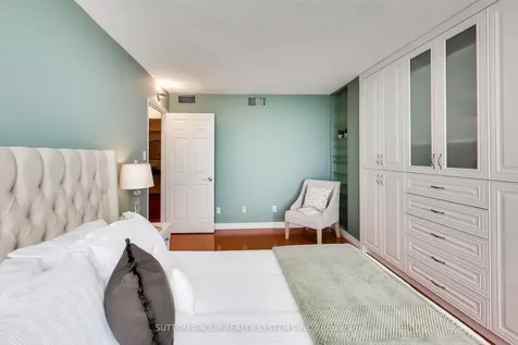 45 Kingsbridge Garden Circle N Mississauga ON L5R 3K4
