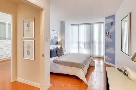45 Kingsbridge Garden Circle N Mississauga ON L5R 3K4