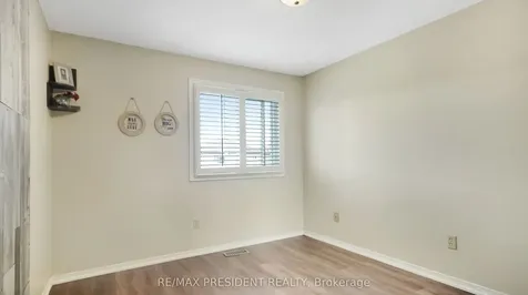 41 Stalbridge Avenue Brampton ON L6Y 4H1