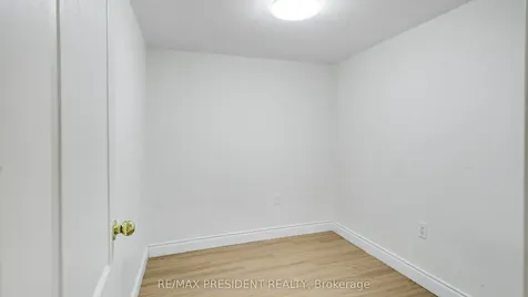 41 Stalbridge Avenue Brampton ON L6Y 4H1