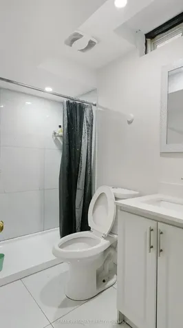 41 Stalbridge Avenue Brampton ON L6Y 4H1