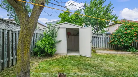 41 Stalbridge Avenue Brampton ON L6Y 4H1