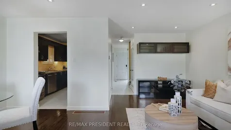 41 Stalbridge Avenue Brampton ON L6Y 4H1