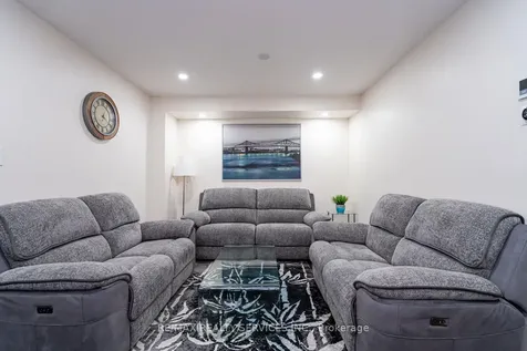 11 Hoover Road Brampton ON L7A 4L2