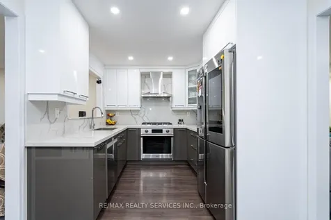 11 Hoover Road Brampton ON L7A 4L2