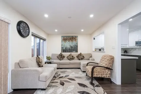 11 Hoover Road Brampton ON L7A 4L2