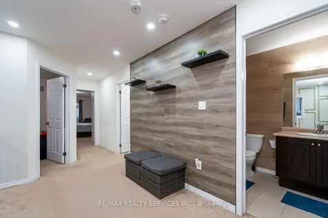 11 Hoover Road Brampton ON L7A 4L2