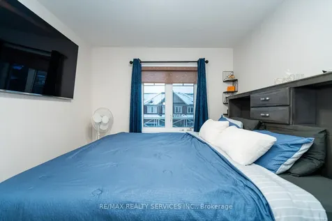 11 Hoover Road Brampton ON L7A 4L2