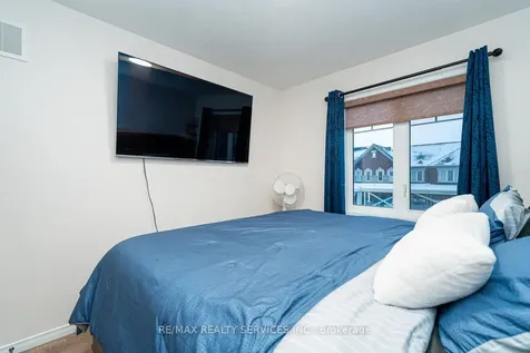 11 Hoover Road Brampton ON L7A 4L2