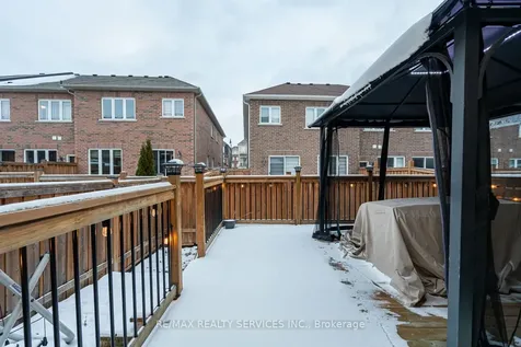 11 Hoover Road Brampton ON L7A 4L2