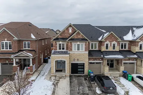 11 Hoover Road Brampton ON L7A 4L2