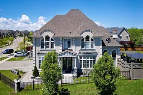 1 Royal West Drive Brampton ON L6X 2X3