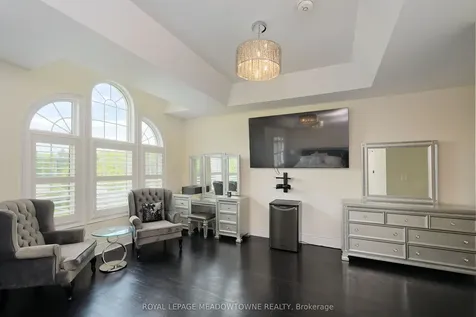 1 Royal West Drive Brampton ON L6X 2X3