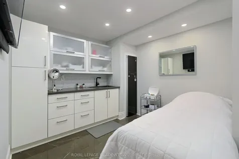 1 Royal West Drive Brampton ON L6X 2X3