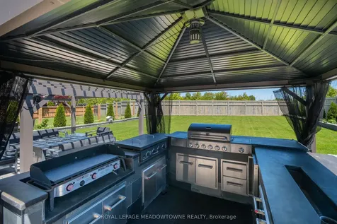 1 Royal West Drive Brampton ON L6X 2X3