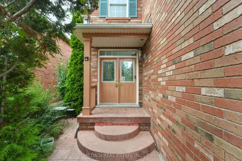 3619 Waterfall Crescent Mississauga ON L5N 8G8