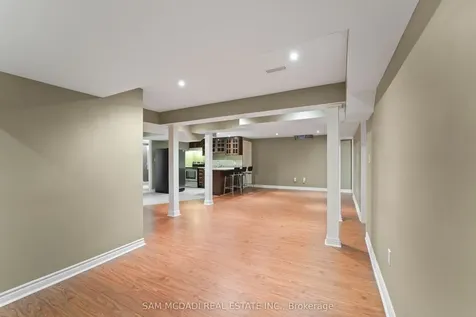 3619 Waterfall Crescent Mississauga ON L5N 8G8