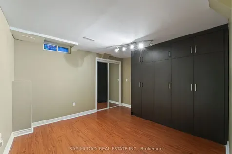 3619 Waterfall Crescent Mississauga ON L5N 8G8