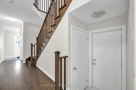 11 Donald Ficht Crescent Brampton ON L7A 5H8