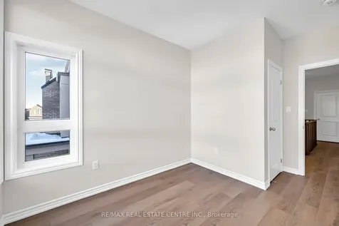 11 Donald Ficht Crescent Brampton ON L7A 5H8