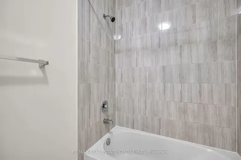 11 Donald Ficht Crescent Brampton ON L7A 5H8