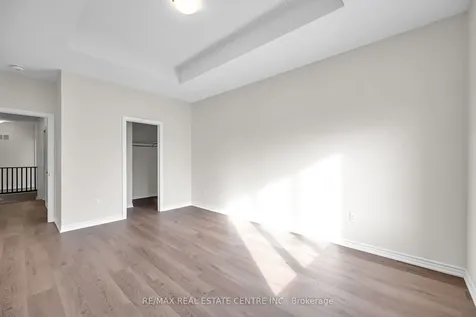 11 Donald Ficht Crescent Brampton ON L7A 5H8