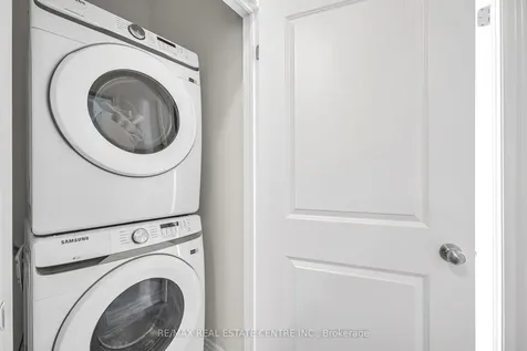 11 Donald Ficht Crescent Brampton ON L7A 5H8